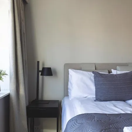 Victoria & Hotel 3*