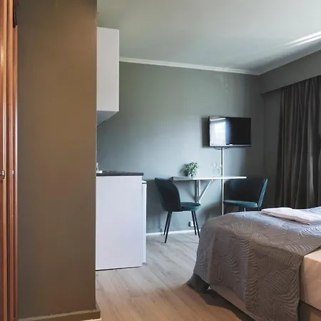 Hotel Victoria & 3*