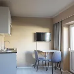 Hotel Victoria &